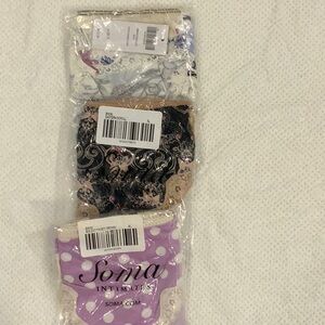 Set of 3 Soma bikini panties, mixed patterns.